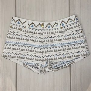 Beautiful Patterns 100% Cotton White Shorts